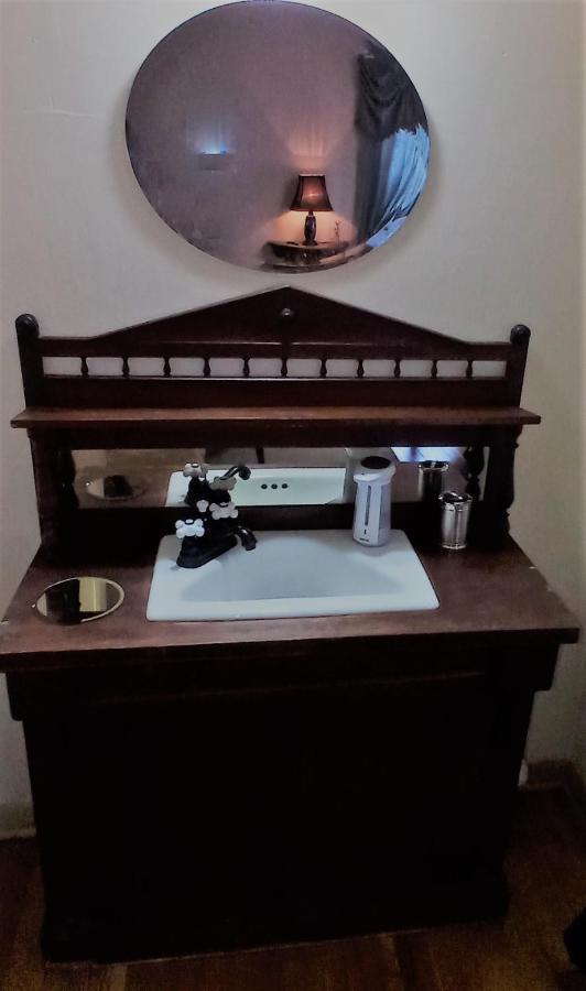 Historical John Rast House Circa 1875 Hotel Roseburg Kültér fotó